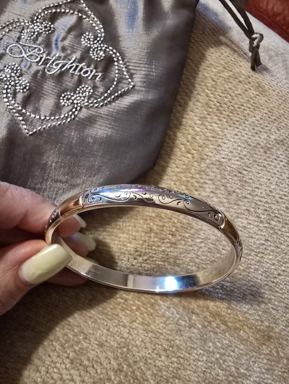Brighton Venezia 2-tone Bangle - Picture 4 of 5